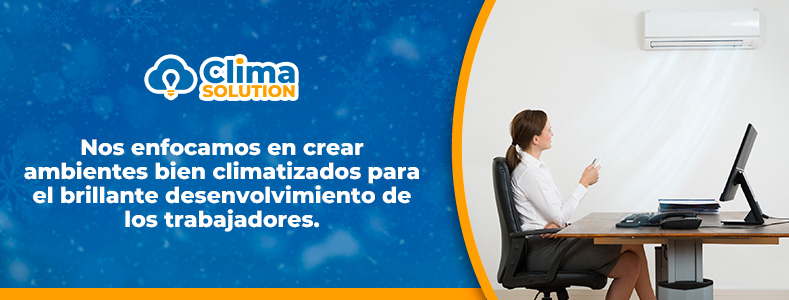 Mujer climatizando su Empresa