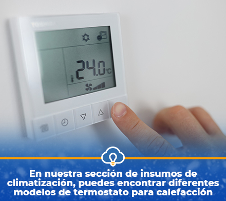 Mano con termostato de calefaccin 